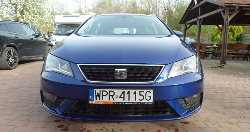 Seat Leon cena 48600 przebieg: 122000, rok produkcji 2019 z Wrocław małe 497